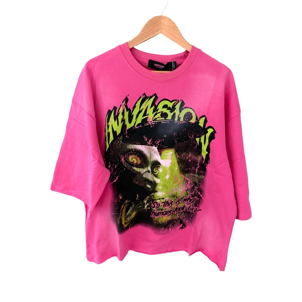 Graphic Pink Short Sleeve Tee with Alien Print